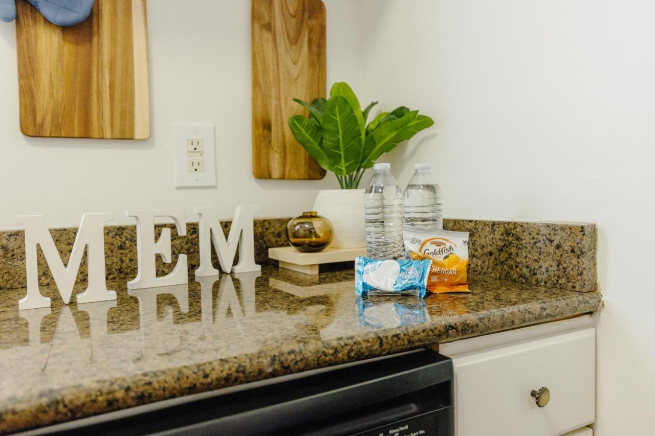 Centrally Located 2Br Overton Square Unit 2 Fast Wifi Free Parking Yes Pets Memphis Exteriör bild