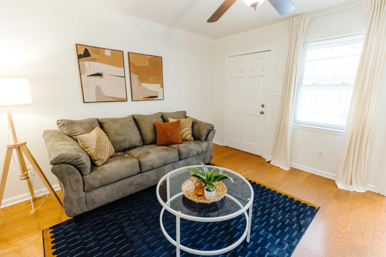Centrally Located 2Br Overton Square Unit 2 Fast Wifi Free Parking Yes Pets Memphis Exteriör bild